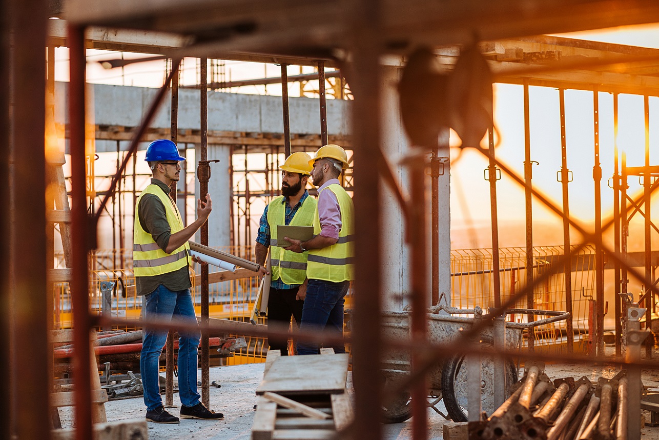 Scaffolding testing services scaffold engineers discussing design